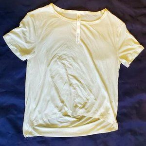 Size 4 - Lululemon Fall In Place Short Sle…